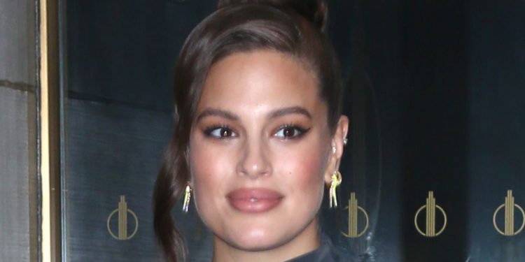 Ashley Graham Serves Up Chic Off-Duty Style In Cozy Knitwear, Cargo Pants & Buzzy Air Jordans