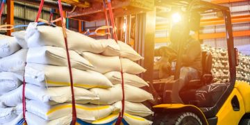 Chefs’ Warehouse (NASDAQ:CHEF) Is Carrying A Fair Bit Of Debt