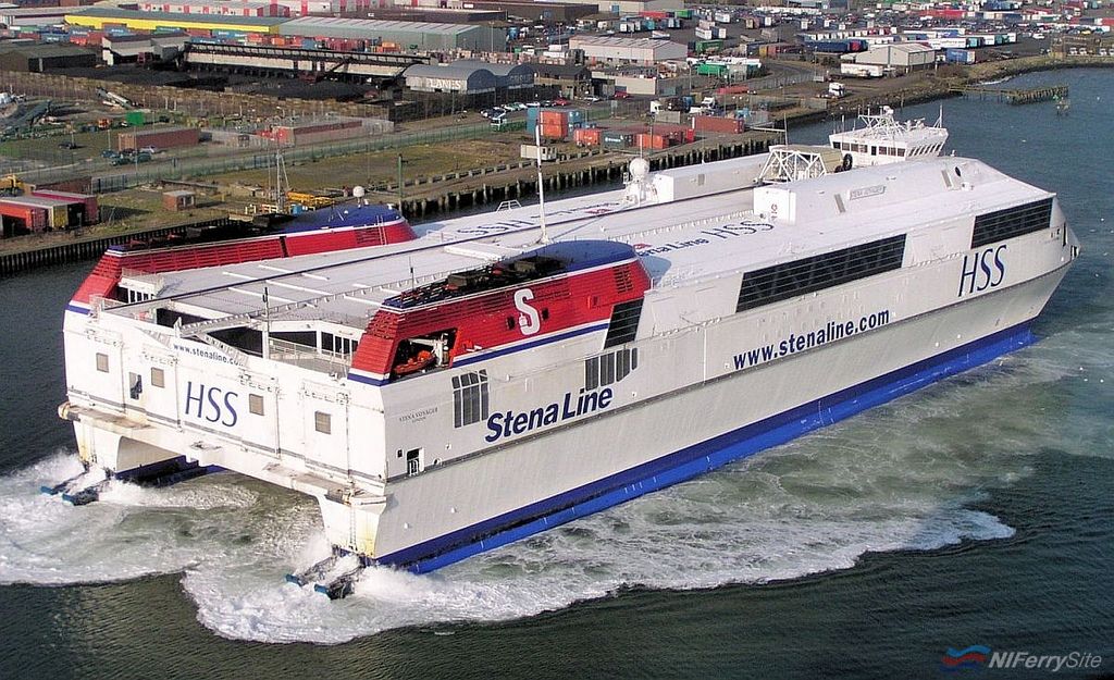 STENA VOYAGER seen shifting berths at Belfast, February 18, 2003. Copyright © Alan Geddes.
