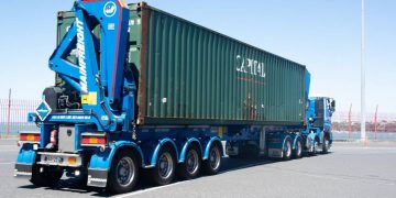 Shipping vessels skip Auckland as cargo congestion continues