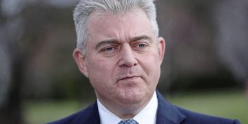 Brandon Lewis criticised for insisting there is no Irish Sea border