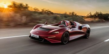2021 McLaren Elva Takes It All Off