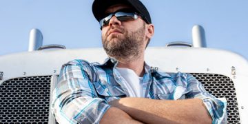 Trucking jobs continue growth streak in December