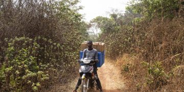 The vaccine cold supply chain can’t reach everywhere : New Frame