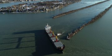 Second cargo ship touches ground after freighter runs aground in Detroit River