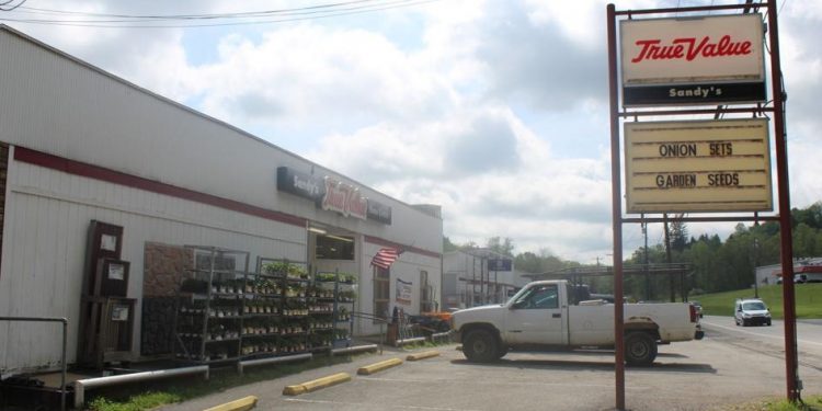 West Virginia hardware stores dealing with supply chain disruptions, still navigating through pandemic | WV News