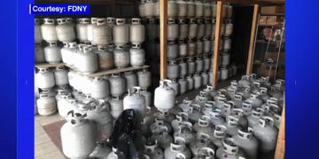 Disaster averted: 900 propane tanks found packed in warehouse – Yahoo News