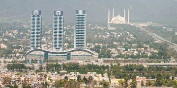 COVID-19: Pakistan takes steps for early procurement of vaccine
