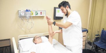 College offering allied health courses