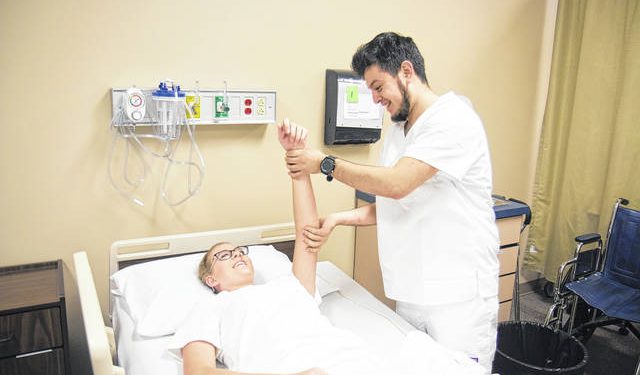 College offering allied health courses