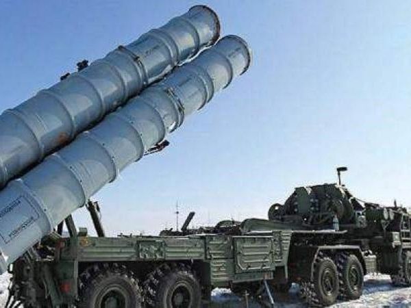 The Russian-made S-400 surface-to-air missile defence system. The Russian-made S-400 surface-to-air missile defence system.