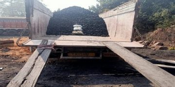 Odisha STF busts organised cargo theft racket 10 held -ANI