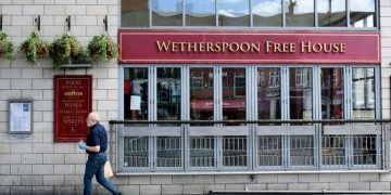 Wetherspoon Share Price In Focus After Investors Tapped Up