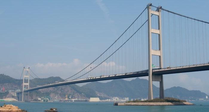 Hong Kong hopes to lure bigger ships, more cargo from increased bridge limit