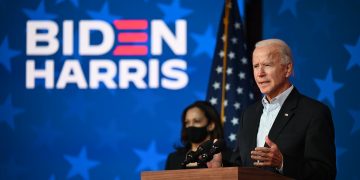 Biden to overhaul U.S. pandemic management as death toll heads above 402,000