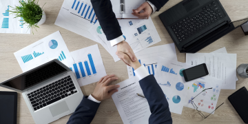 Gebrüder Weiss Creates Supply Chain Leadership Scholarships for Loyola University Chicago