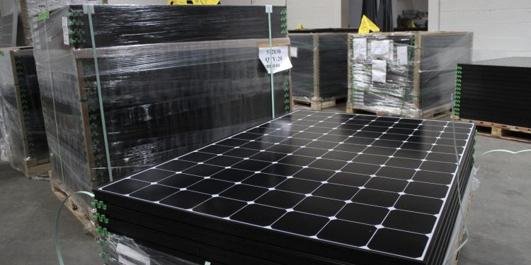 Investors see green returns as renewable energy rises