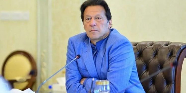 PM Imran directs to expedite procurement, supply of COVID vaccines
