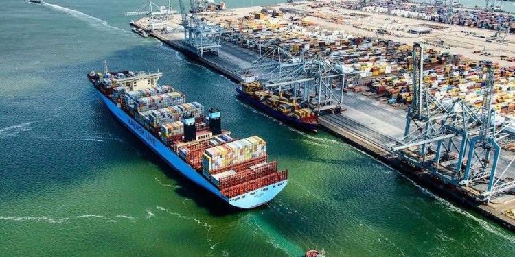 European Commission urged to act amid record box freight rates