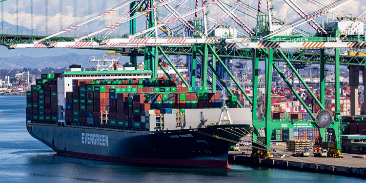 Rail News – LA port logs slight decrease in cargo for 2020. For Railroad Career Professionals