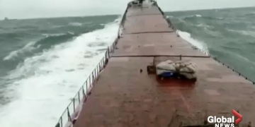 Terrifying Video Shows Cargo Ship Break in Half Off Turkey – gCaptain