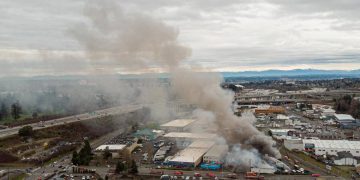 Warehouse building catches fire at South Pine in Tacoma
