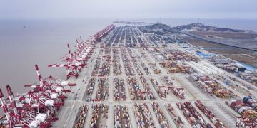 Why high shipping rates are a new headwind for global economy