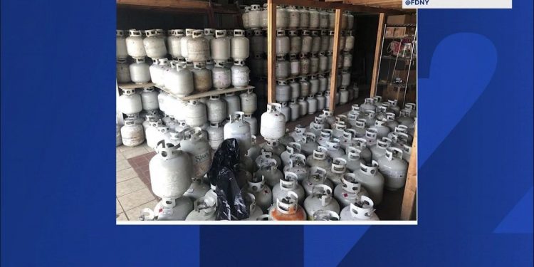 904 propane tanks found in Brooklyn warehouse; building manager arrested