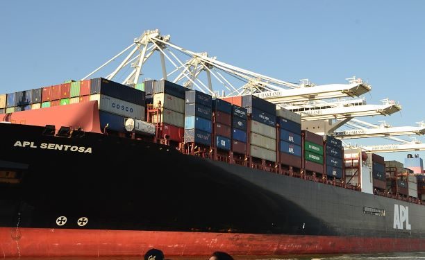 Survey reveals port disruptions the biggest risk to supply chain efficiency in 2021