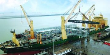 Multi-purpose operators benefit from offshore wind and red-hot container market