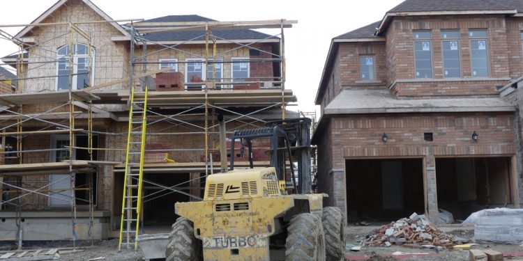 Increased sales, pandemic create shortfall in new home inventory in York Region, GTA