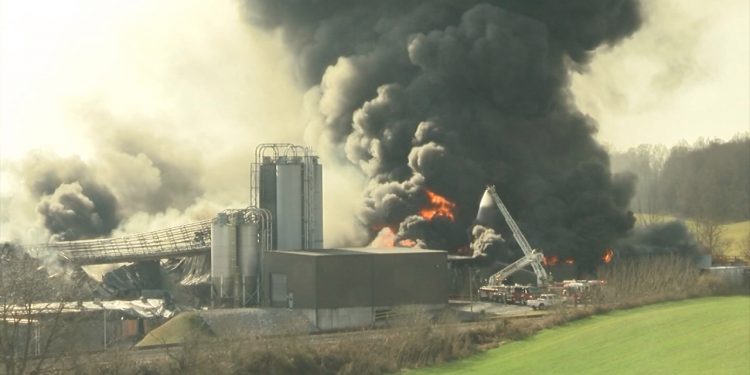 ‘The next thing I know, the fire alarm goes off’: Hexpol employee details fire escape as plant continues to burn, one employee sent to hospital | WJHL