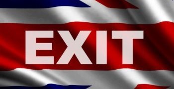 Brexit border trouble grows as key customs system is maxed out