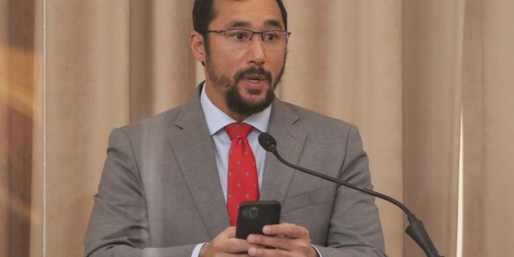 Young to write to US Dept of Justice over helicopter procurement