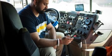 In the Fast Lane Toward a Contactless Supply Chain