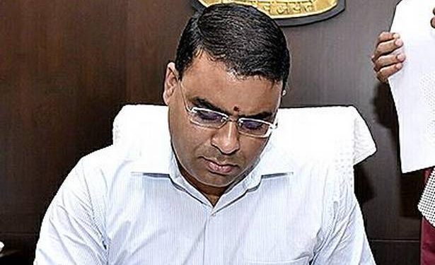 Vivek Yadav takes over as Collector