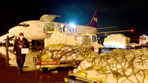 China sees booming overseas cargo flights during Spring Festival
