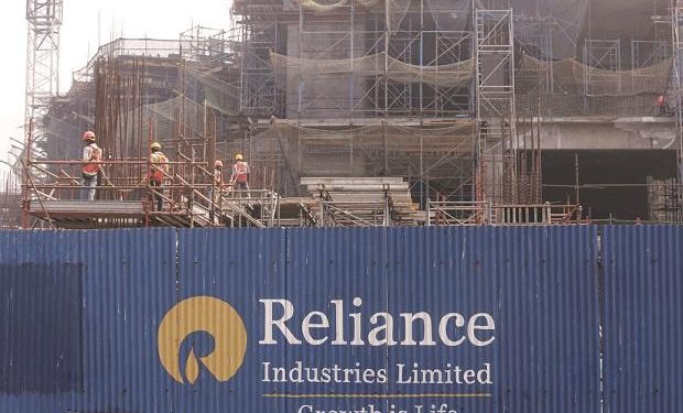 Reliance Inds gains 6% in 2 days, hits 4-month high on O2C biz spin off