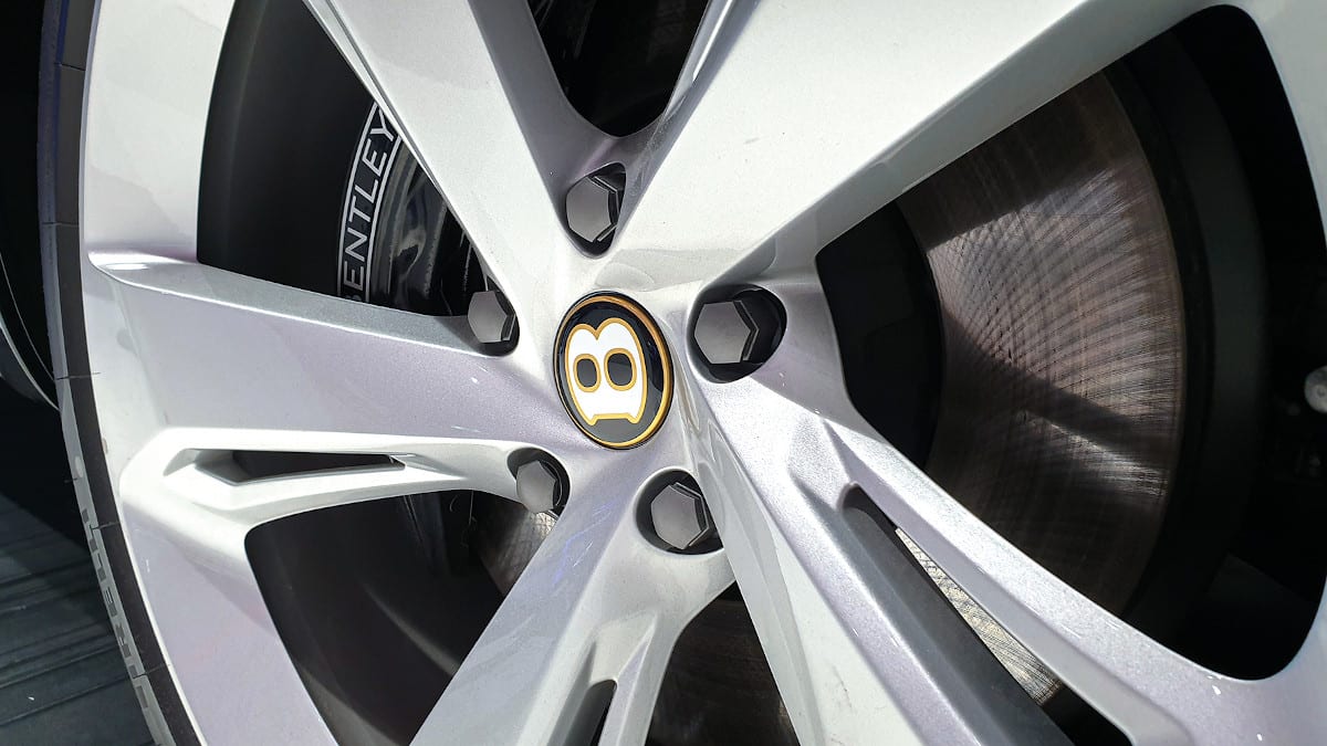 Bentley-Motors-wheel-close-up