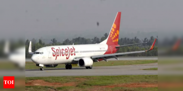 SpiceJet launches scheduled cargo flights to Singapore