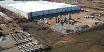 Updated drone video of the Amazon warehouse in Republic – Springfield News-Leader