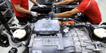 Carmakers consider supply chain overhaul to avert more chip crises