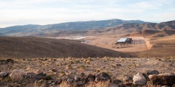 Building domestic supply chain for battery storage could be a priority for lawmakers, Senate aides say