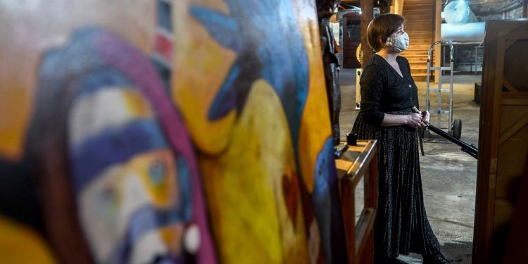 Roughly 1,000 artworks in $2 million Coeur d’Alene gallery inventory ‘rained’ on in flood