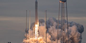 Ukrainian-American rocket Antares launches cargo load to ISS