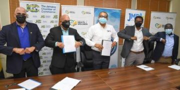 Private sector vaccine procurement not for profit, says Tufton