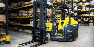 Combilift launches new Aisle Master Order Picker