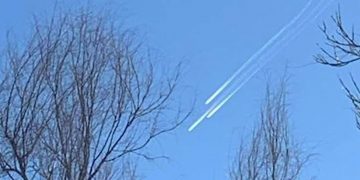 Mystery solved: Unidentified objects in Colorado sky were cargo planes