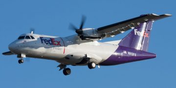 Sikorsky and FedEx quietly begin single-pilot tests for cargo airliners