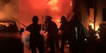 Fort Lauderdale warehouse goes up in flames – Sun Sentinel